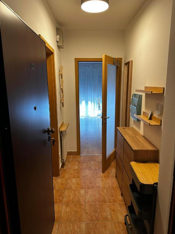 S3 Residences Ilka Studio Serviced Cozy Appartment Budapest Luaran gambar